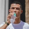 ronaldo drinking water